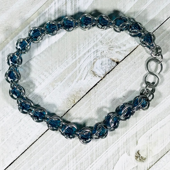 Artisan Captured Crystal Bracelet Light Sapphire - Picture 3 of 3